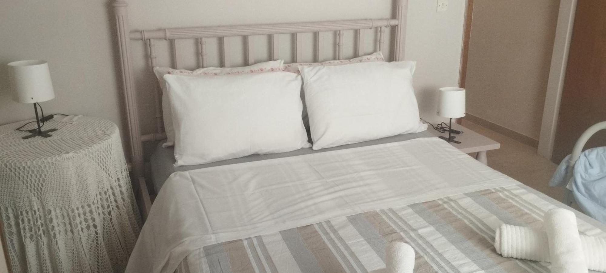 Seaview To Olympus, Sunny, Cosy *